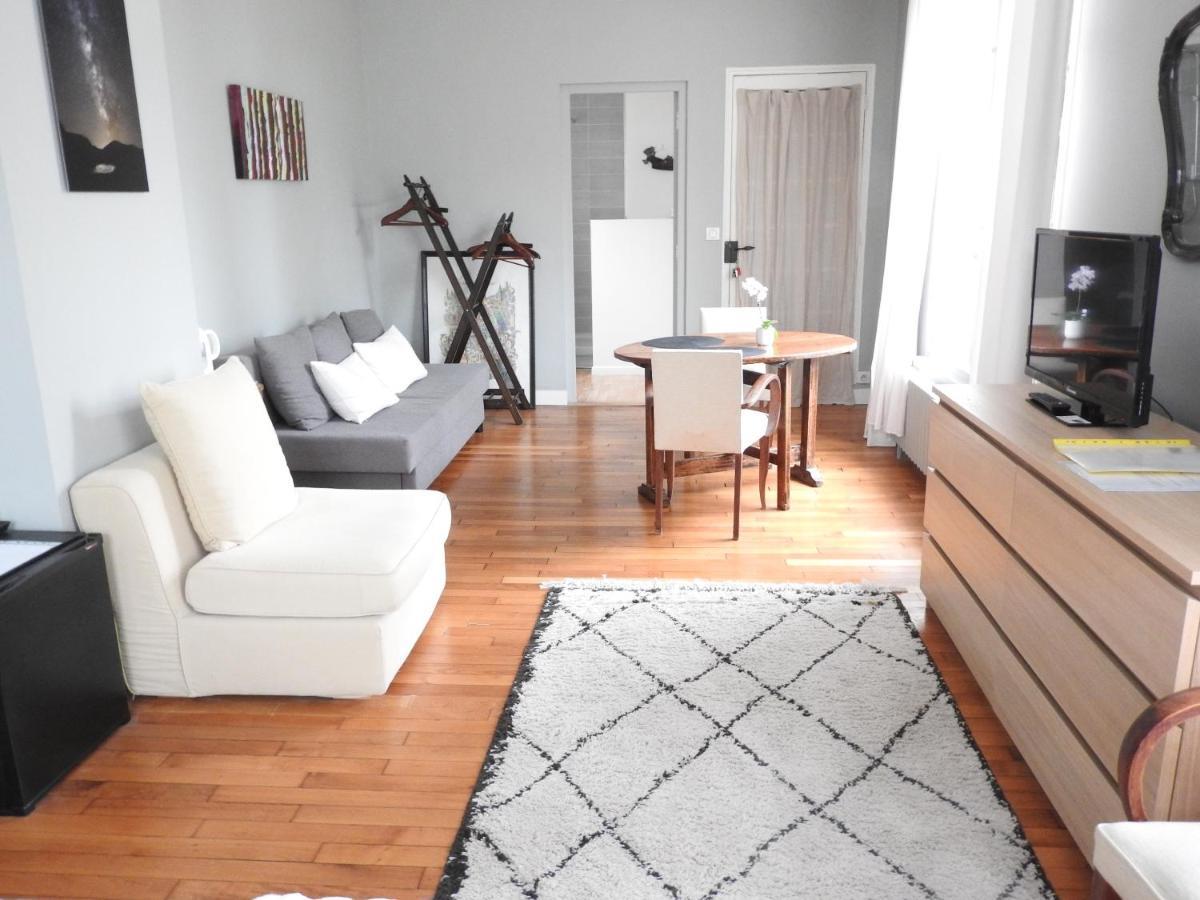 Chambre D'Hote La Bacotterie Bois-le-Roi  ภายนอก รูปภาพ
